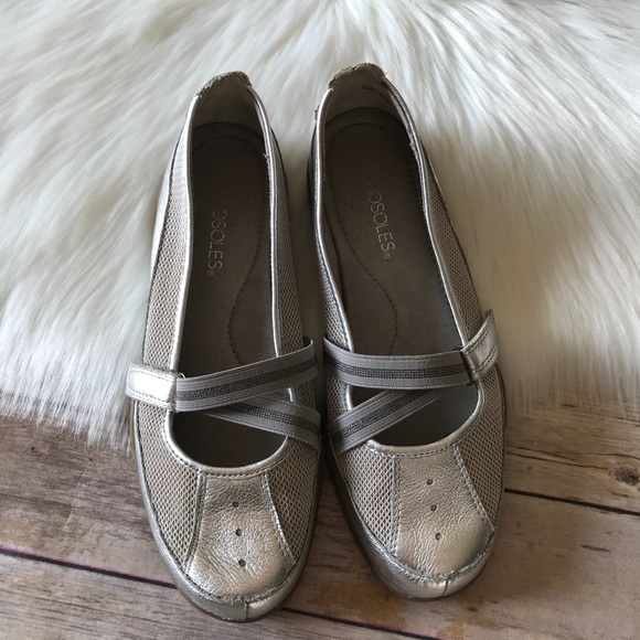 aerosoles silver flats